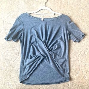 Lululemon cropped tee